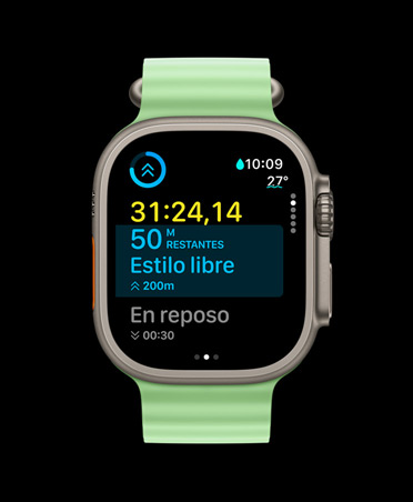 Apple Watch Ultra 3, color natural, caja de titanio, app Entreno, opciones de entreno personalizado, vista A Continuación, correa Ocean verde neón