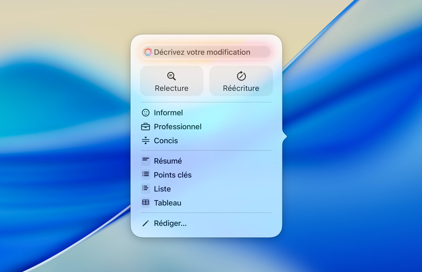 Interface d’utilisation des outils d’écriture avec un champ de texte permettant de saisir des demandes, les boutons de révision et de réécriture, différents tons d’écriture, et les options Résumé, Points clés, Tableau et Liste