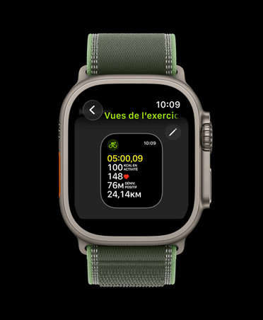 Apple Watch Ultra 3, boîtier en titane, finition naturelle, écran de modification des vues d’exercice