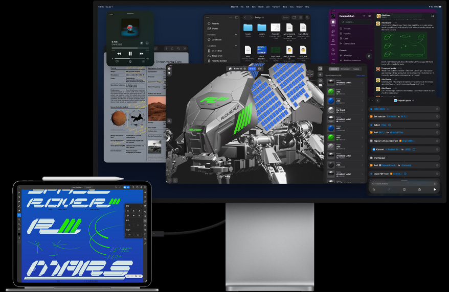 Magic Keyboard에 부착된 iPad Pro의 앞면. 모두 외장 Studio Display에 연결되어 있습니다. iPad Pro 디스플레이에는 생동감 넘치는 색상과 텍스트가 표시된 그래픽 디자인 앱이 보이며, Studio Display에는 다양한 앱과 3D 모델이 보입니다.
